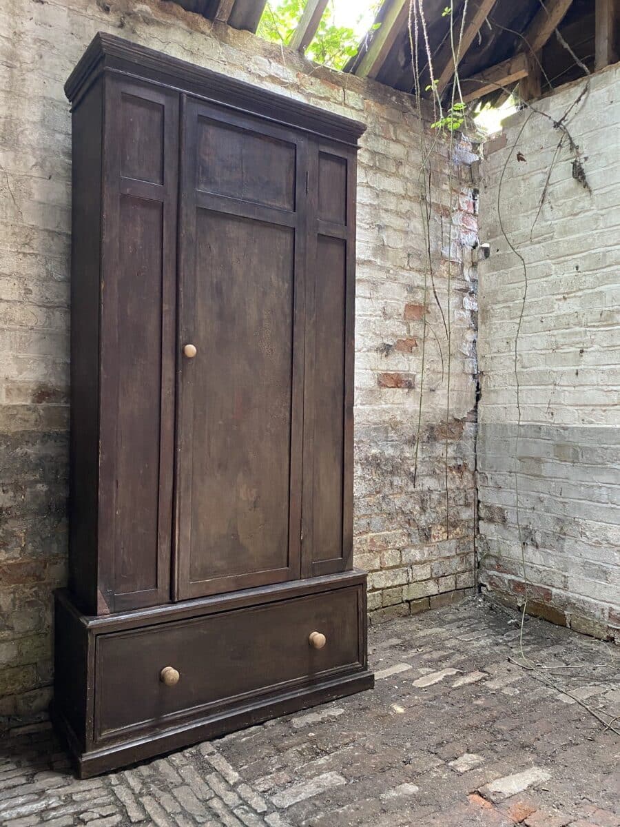 Single door deals linen cupboard