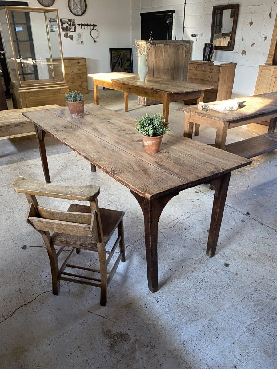 Victorian pine deals kitchen table