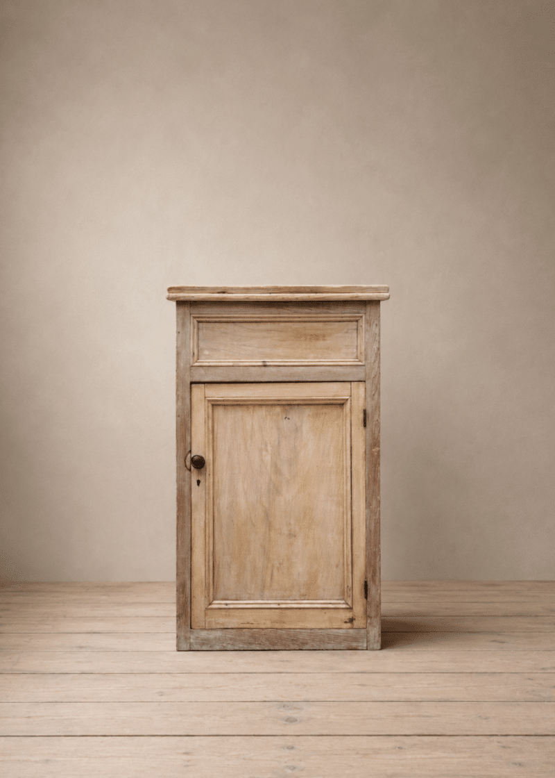 Pine lectern